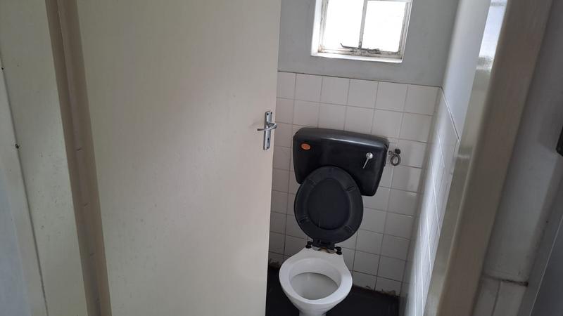 To Let commercial Property for Rent in North End Eastern Cape